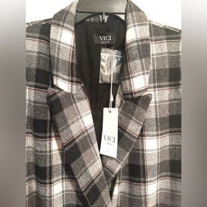 REDUCED 50%🩷⬇️NWT VICI Blazer Too//Two Button Closure Wool,Poly Lined / 12/14